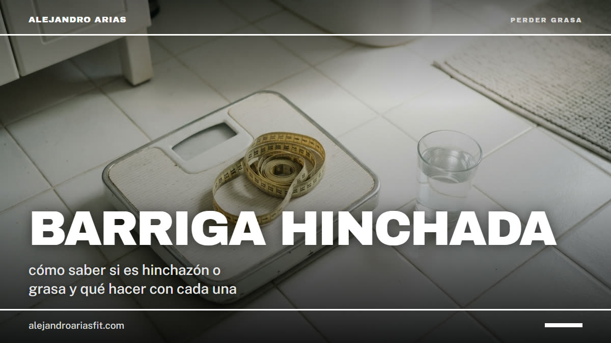 Barriga hinchada o grasa: cinta métrica enrollada sobre una báscula de baño